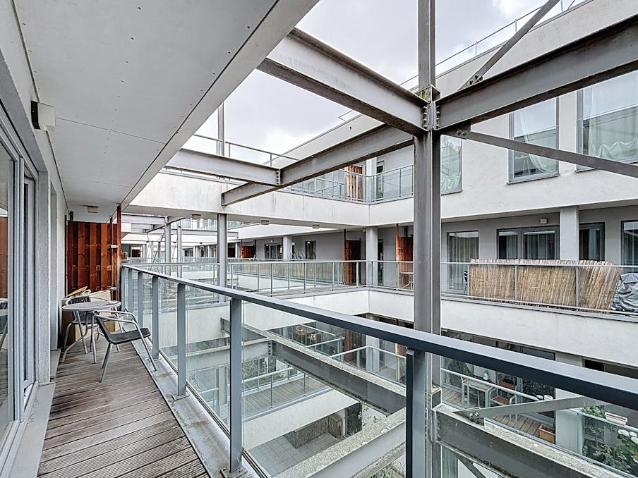 2-bedroom apartment for rent at Handelsgalerij 6, Brussels.