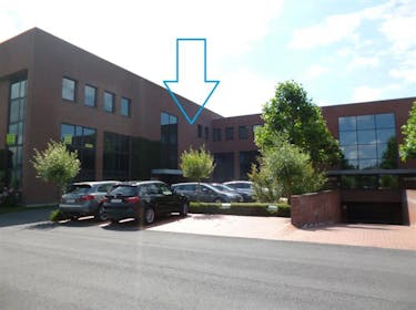 Kantoor van ca. 307 m² in het Clintonpark in Roeselare