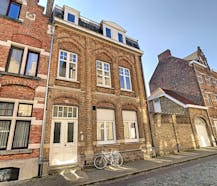 Duplex-appartement met 1 kamer en stadstuin in centrum Ieper