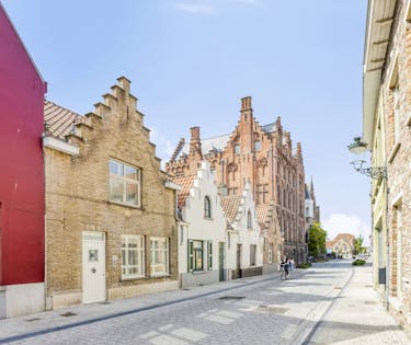 Instapklaar huis met 3 slaapkamers en trapgevel in Brugge