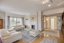 Ready-to-move-in apartment with 3 rooms in Strombeek