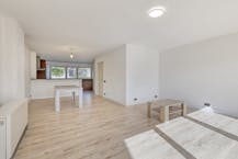 Instapklare woning met kantoor