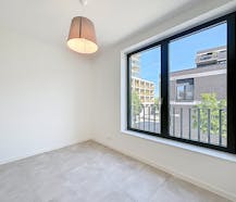BEN-appartement op de 1ste verdieping met terras te huur op Linkeroever