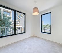 BEN-appartement op de 1ste verdieping met terras te huur op Linkeroever