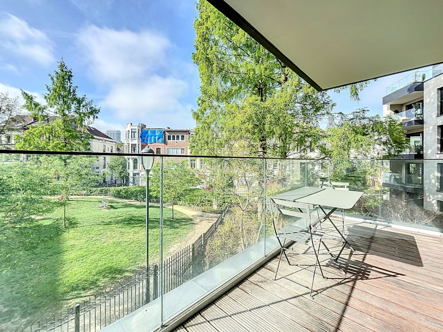 Appartement meublé avec vue sur jardin à louer à Ixelles
