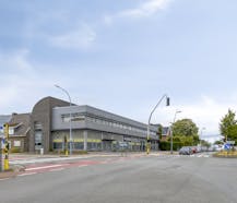 Veelzijdig pand te koop op zichtlocatie in Roeselare