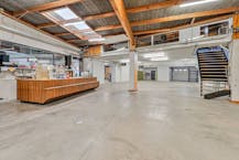 Multifunctioneel gebouw te huur in Wevelgem