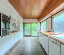 Te renoveren villa te Oostende