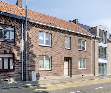 Ruime en authentieke woning te koop op een boogscheut van de markt van Maaseik