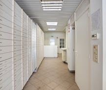Handelspand met woonst te koop in Merksem