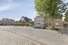 Eigendom te koop met 2 appartementen te Sint-Andries
