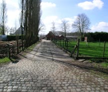 Opslagplaats (630 m²) te huur in Oostkamp