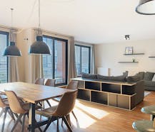 Dansaert - Spacious furnished apartment with parking for rent