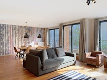 Dansaert - Spacious furnished apartment with parking for rent