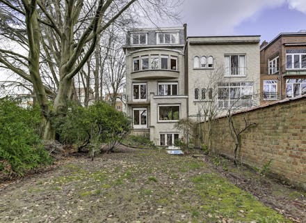 Maison avec 2 appartements et garage à Ixelles