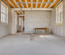 Handelsgelijkvloers/ kantoor in Peterseliestraat in Brugge