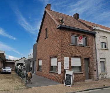 Duplex-appartement met 1 à 2 slaapkamers in centrum Poperige