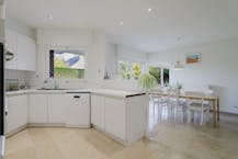 Alleenstaand huis met 4 kamers op mooie ligging te Waregem