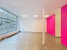 Lichtrijk handelspand (58 m²) te huur in centrum Gent