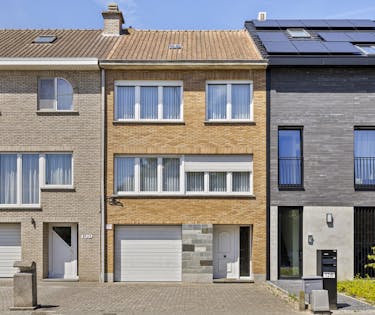 Bel-etage woning met 3 slaapkamers te koop in Strombeek