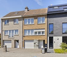 Bel-etage woning met 3 slaapkamers te koop in Strombeek