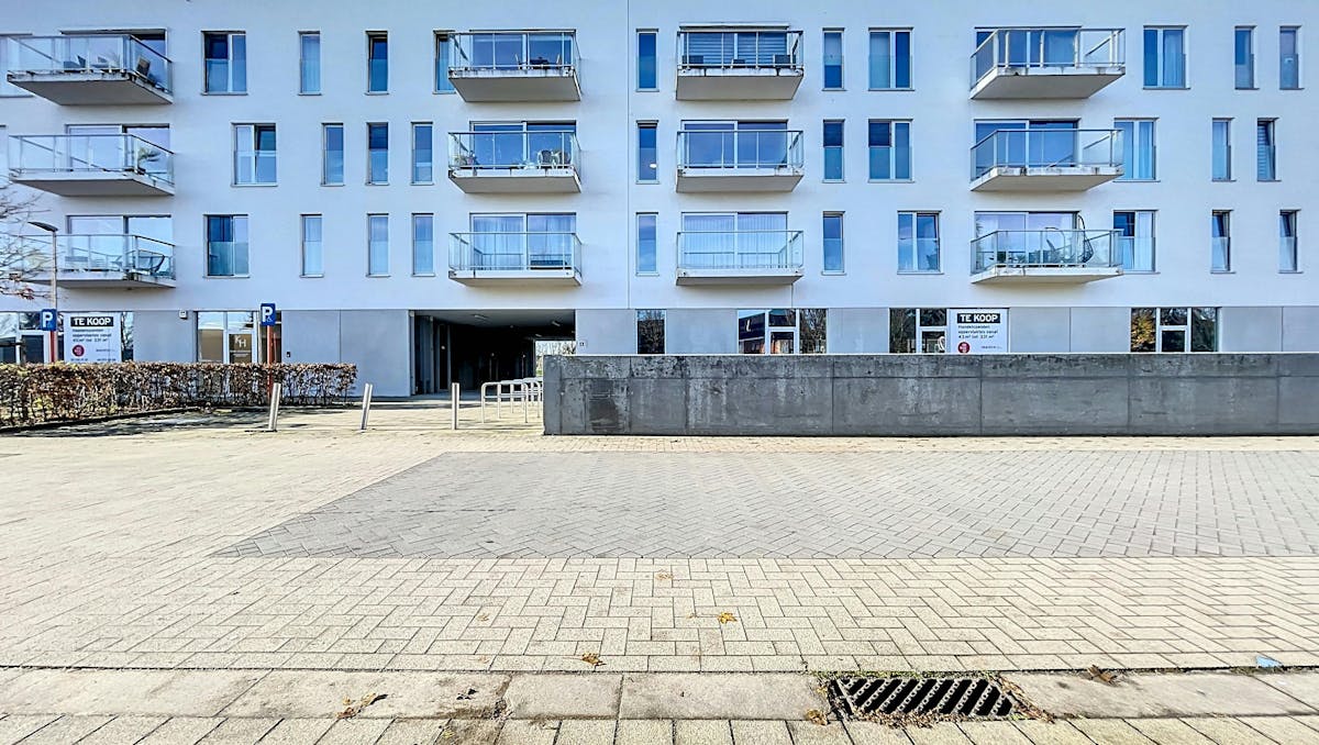Nieuwbouw handelspanden (92 m² - 331 m²) in centrum Lokeren