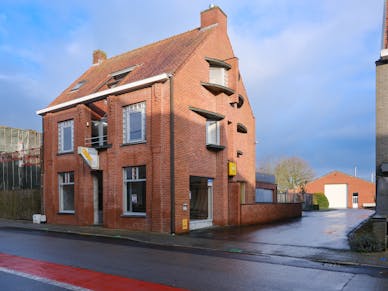 Maison avec entrepôt à vendre Lendelede