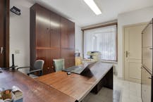 Charmante herenwoning met garage en tuin in het hartje van Ternat