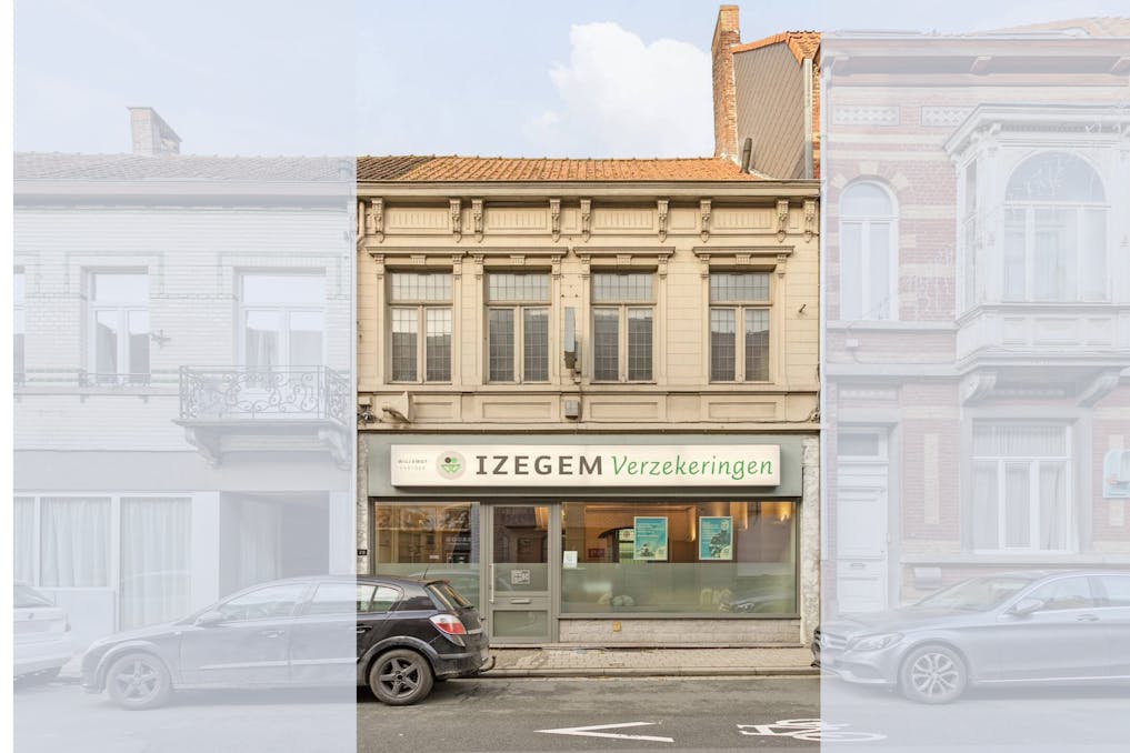 Kantoor met woonst te koop in centrum Izegem