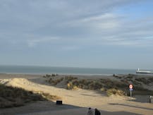 Prachtig gerenoveerd appartement met frontaal zeezicht!