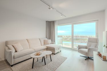 Prachtig gerenoveerd appartement met frontaal zeezicht!