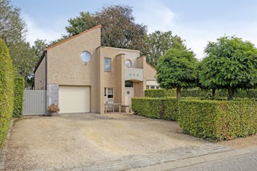 Vrijstaande woning te koop in Olen