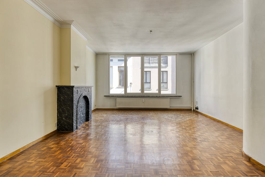 Te renoveren appartement te koop in Antwerpen centrum