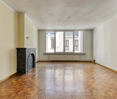 Te renoveren appartement te koop in Antwerpen centrum