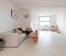 Prachtige gerenoveerde woning met 2 slaapkamers te Bredene