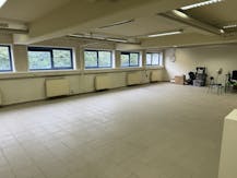 Kelderruimte van ca. 450 m² te huur – ideaal voor opslag