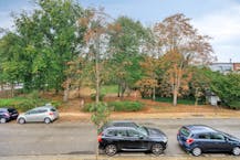 Appartement met 2  a 3slaapkamers en garage te koop in Hoevenen!