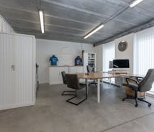Moderne villa met atelier en parking te koop in Evergem