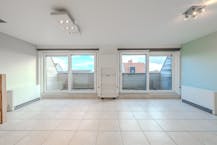Spacious duplex apartment with south-facing terrace!