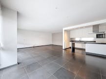 Ruim appartement met 3 terrassen te huur in Deerlijk