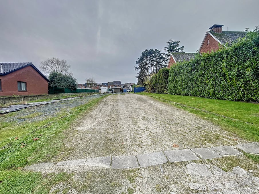 bouwgrond (599m²) te koop in Ruisbroek