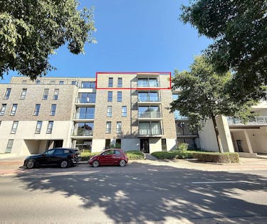 Appartement met 1 slaapkamer en garage vlakbij Veurne centrum