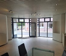 Handelspand (ca. 100 m²) te huur in het centrum van Torhout