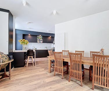 Charmante hoekwoning met 1 slaapkamer te huur in Gent