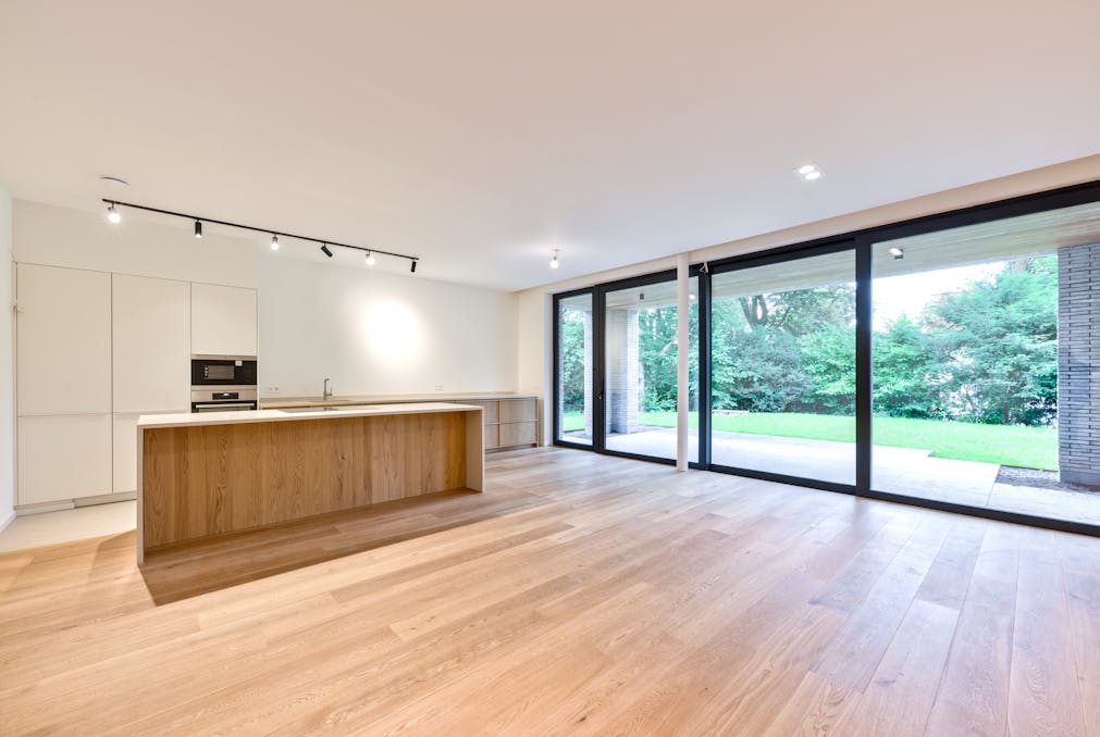  Recent appartement met tuin op de Avenue Hamoir