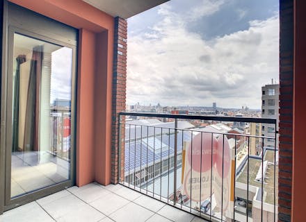 Exceptional 2 bedroom apartment with view over Brussels