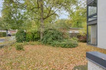 Vrijstaand huis langs de Zilversparrenstraat te Sint-Kruis (Brugge)