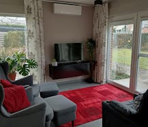 Halfopen woning te koop met zonnige tuin in Beringen