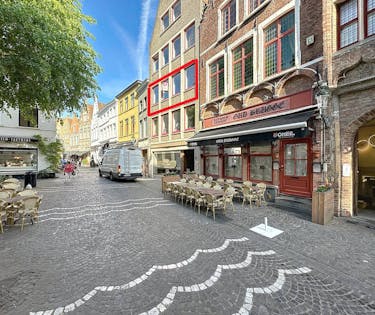 Subliem appartement met 3 slaapkamers te huur in Brugge