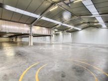 Magazijn te huur van ca. 593m² in Kuurne